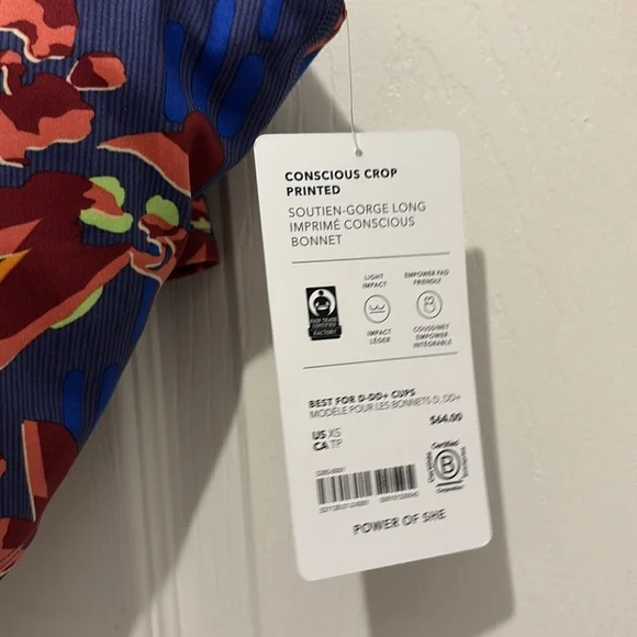 ‼️NWT‼️ Athleta conscious crop printed - Picture 2 of 4